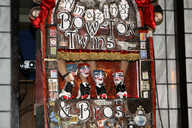 Botox Twins puppet show